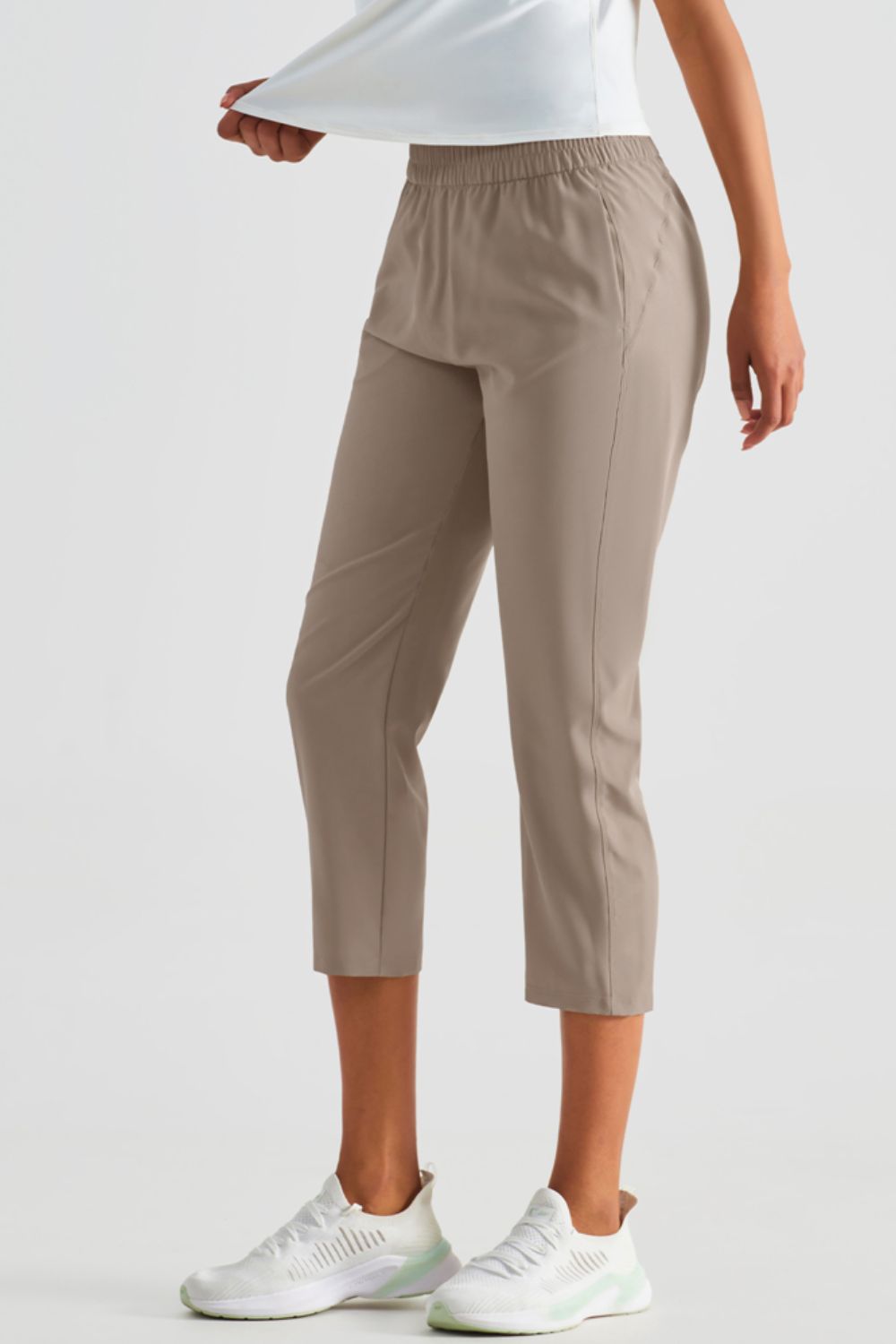 Elastic Waist Cropped Sports Pants