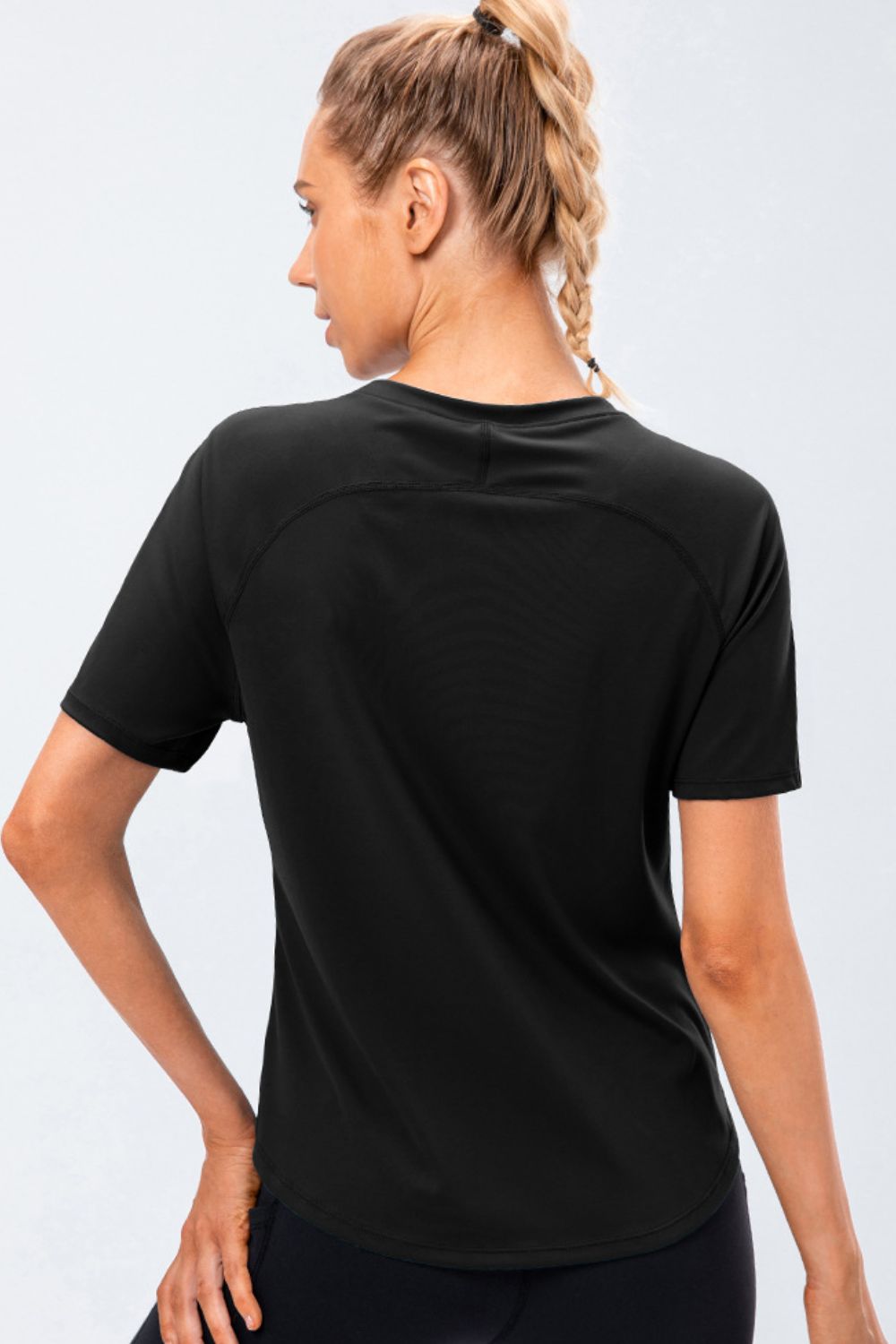 Round Neck Raglan Sleeve Active Tee